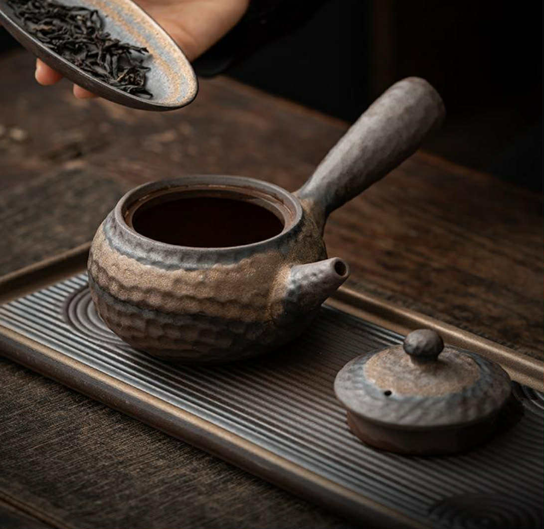 Théière et chauffe plat